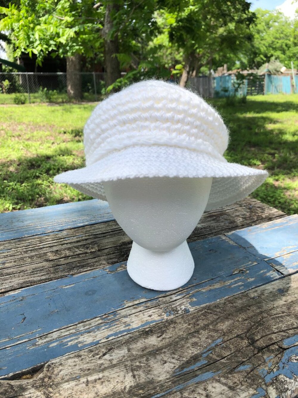Vintage White Crochet Women’s Hat with brim